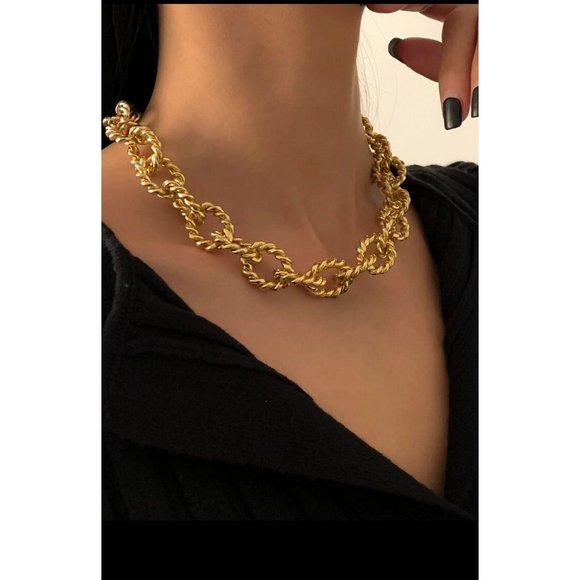 Chunky gold necklace, gold choker,Link big chain curb statement oversized large - Picture 1 of 3